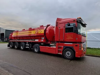 Renault Tankwagen vacuumtrailer tankoplegger watertrailer waterwagen